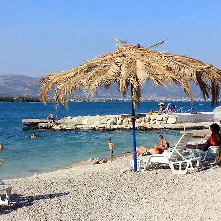 With A Swimming Pool Mastrinka, Ciovo - 11192 Apartamento