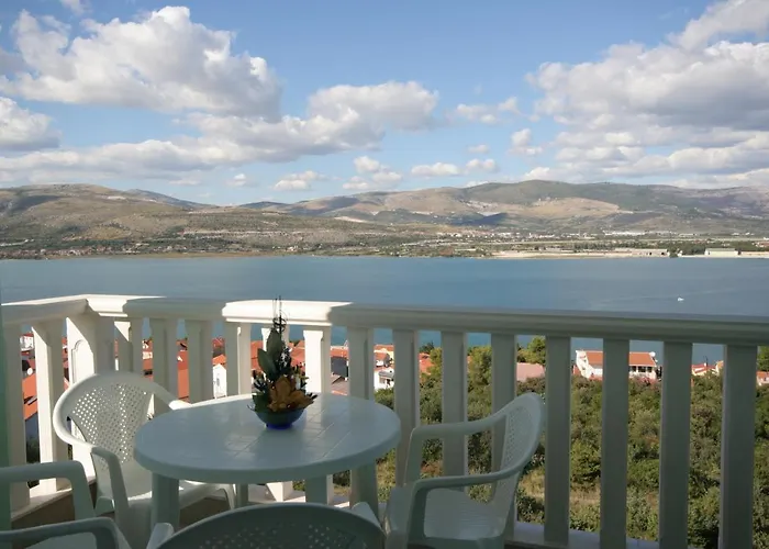 With A Swimming Pool Mastrinka, Ciovo - 11192 Apartamento Trogir