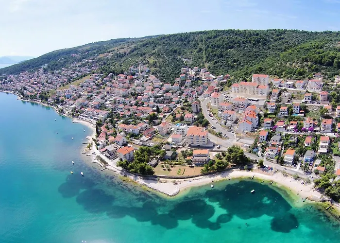 Apartamento With A Swimming Pool Mastrinka, Ciovo - 11192